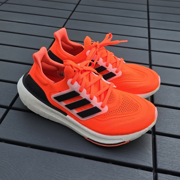 Adidas Mens Ultraboost Light Running Shoes Sneakers Size Solar